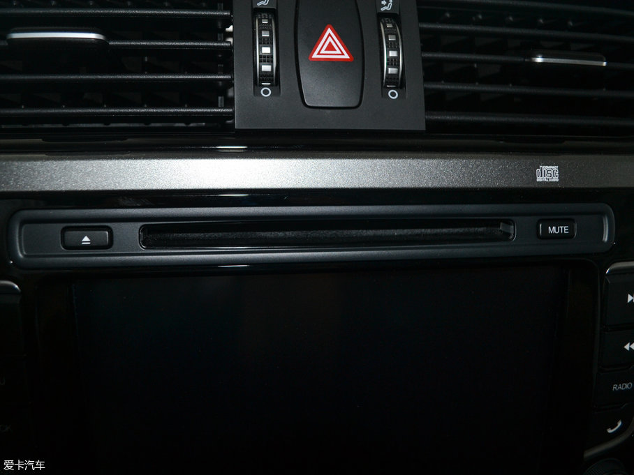 2017�����H8 2.0T �Ԅ���򌐂���� ����