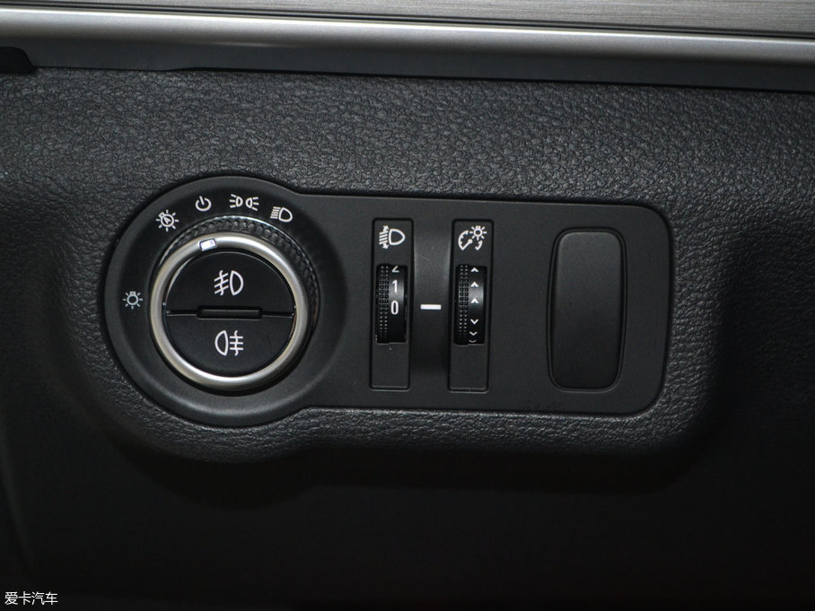 2017�����H8 2.0T �Ԅ���򌐂���� ����