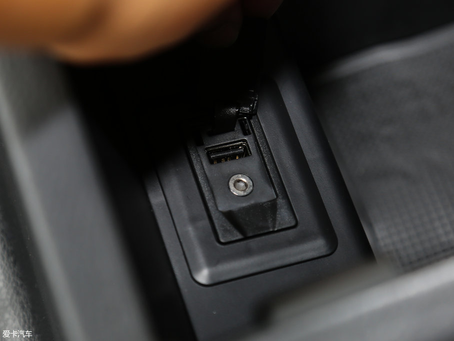 2017M6 1.5T ԄӃ򌾫Ӣ