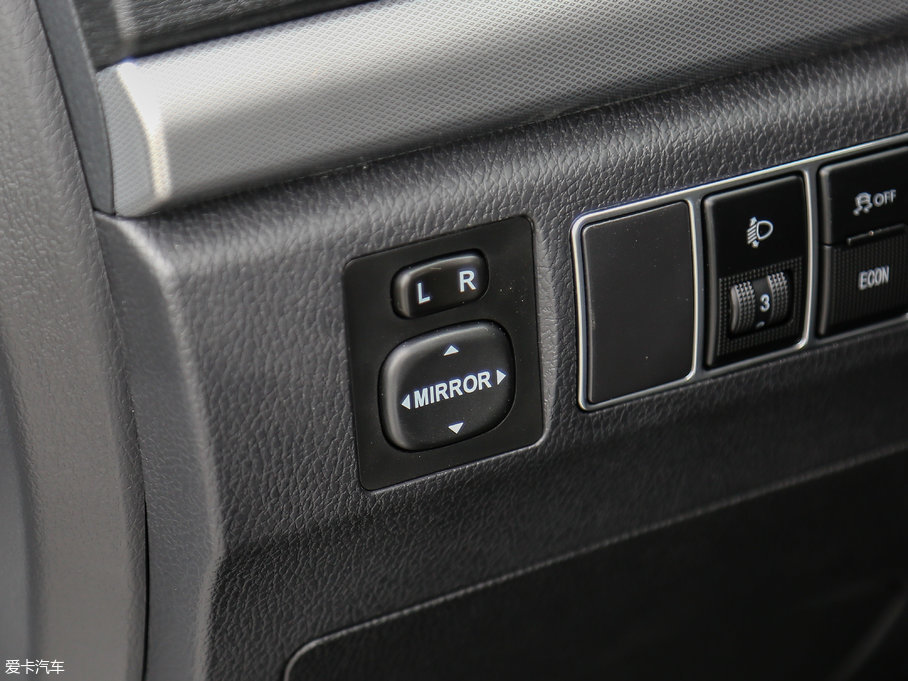 2017M6 1.5T ԄӃ(q)Ӣ