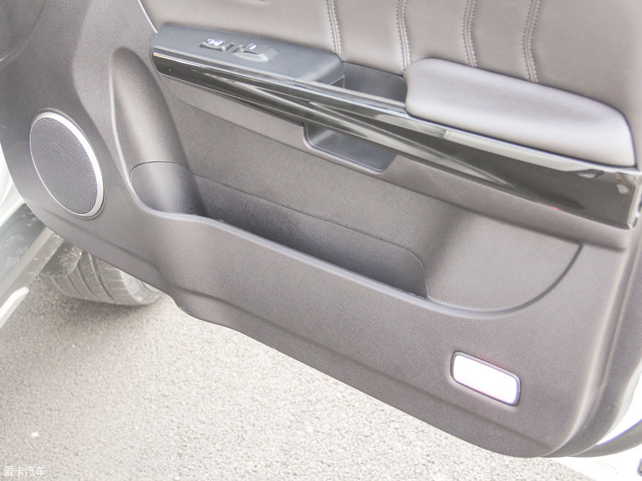 2018H5(jng) (jng) 2.0T ք(q)F 