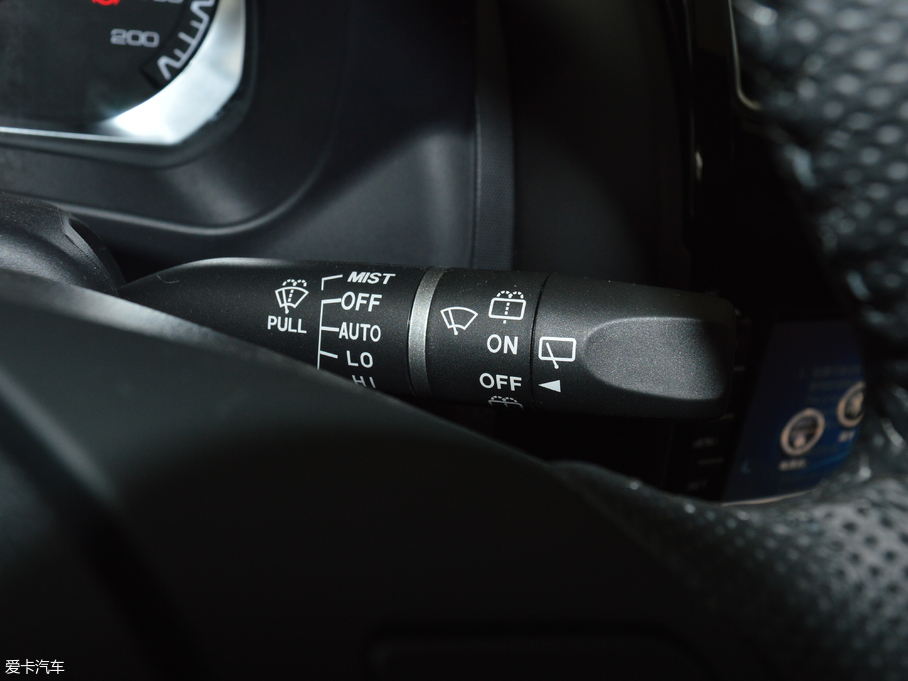 2018H5(jng) (jng) 2.0T ք(q)F 