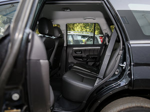 2018款经典版 2.0T 手动两驱精英型 汽油 后排空间