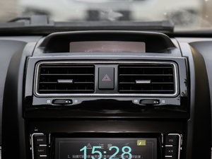 2018款经典版 2.0T 手动两驱精英型 汽油 空调出风口