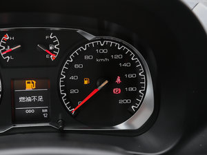2018款经典版 2.0T 手动两驱精英型 汽油 中控区