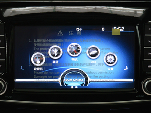 2018款经典版 2.0T 手动四驱尊贵型 柴油 中控台显示屏