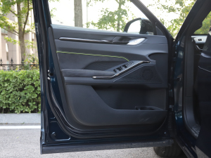 20212.0T 򌳱ܰ п؅^