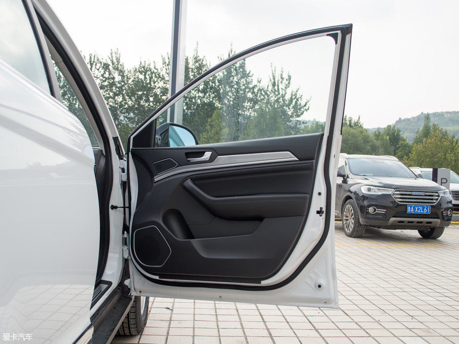 2018H6 { \Ӱ1.5T քӃ򌾫Ӣ