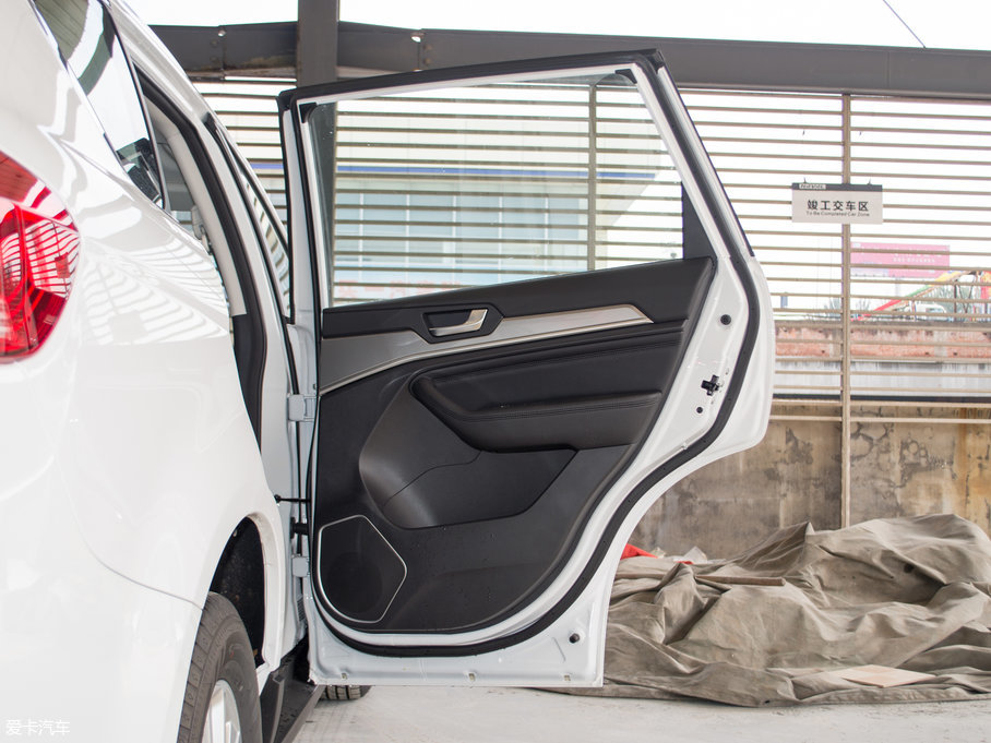 2018H6 { \Ӱ1.5T քӃ򌾫Ӣ