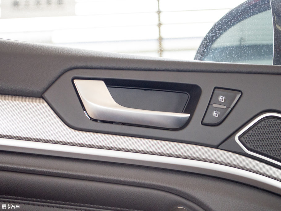 2018H6 { \Ӱ1.5T քӃ򌾫Ӣ