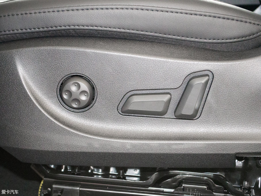 2018H6 { \Ӱ1.5T քӃ򌾫Ӣ