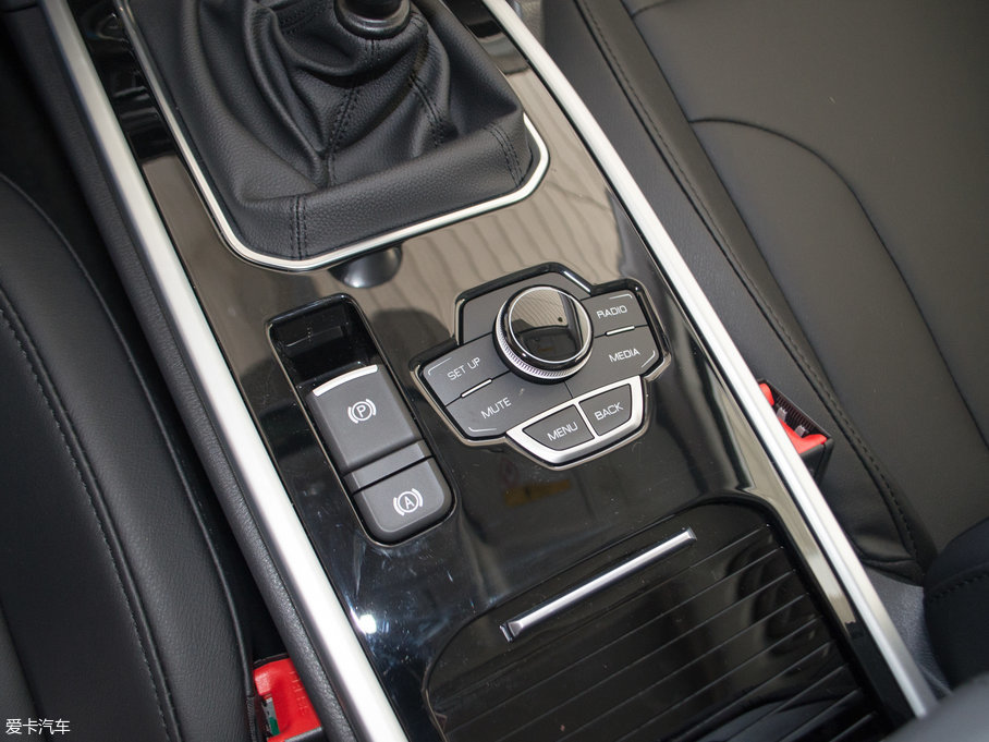 2018H6 { \Ӱ1.5T քӃ򌾫Ӣ