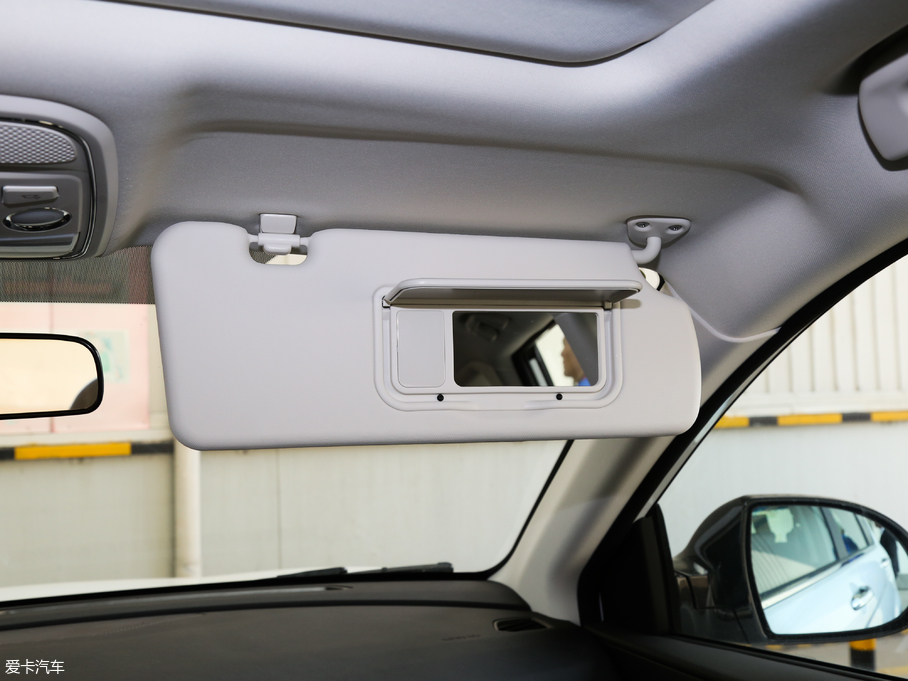 2018H6 { \Ӱ1.5T քӃ򌾫Ӣ