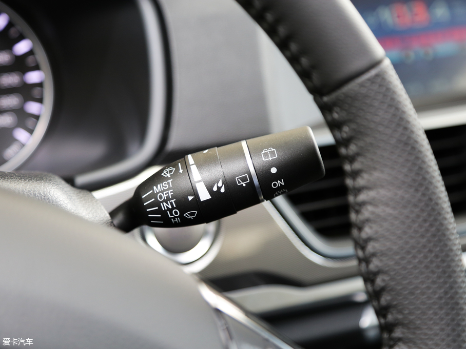 2018H6 {(ln)(bio) \(yn)Ӱ1.5T քӃ(q)Ӣ