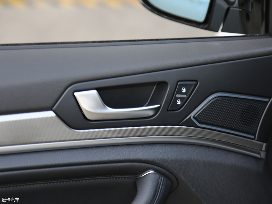 2018H6 \Ӱ 1.5T քӃ򌾫Ӣ