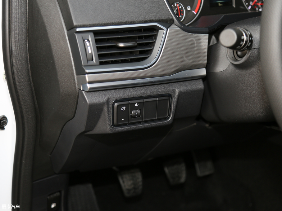 2018H6 \Ӱ 1.5T քӃ򌾫Ӣ