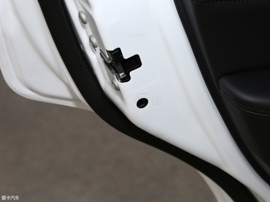 2018H6 \Ӱ 1.5T քӃ򌾫Ӣ