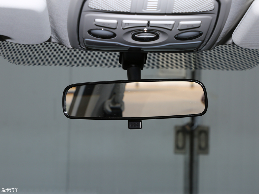 2018H6 \Ӱ 1.5T քӃ򌾫Ӣ