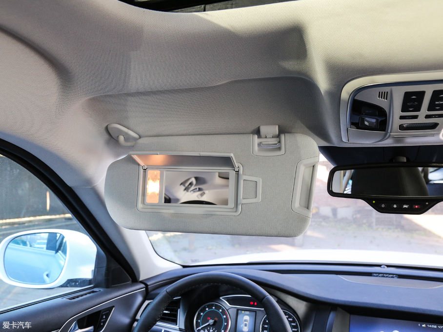 2017H7 L t 2.0T ԄӺA