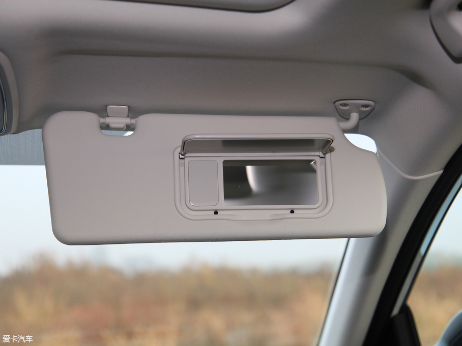 2018H6 \(yn)(dng) 1.5T Ԅ(dng)(q)Ӣ