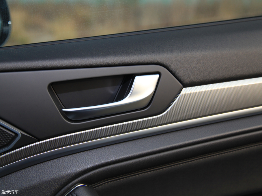 2018H6 \Ӱ 1.5T ԄӃ򌾫Ӣ