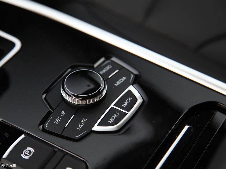 2018H6 \(yn)(dng) 1.5T Ԅ(dng)(q)Ӣ