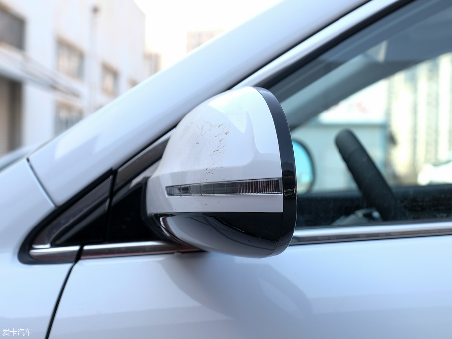 2018H6 { \Ӱ1.5T ԄӃ򌾫Ӣ