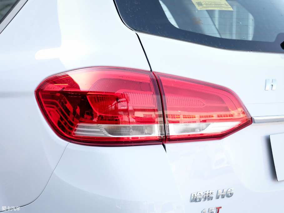 2018H6 { \Ӱ1.5T ԄӃ򌾫Ӣ