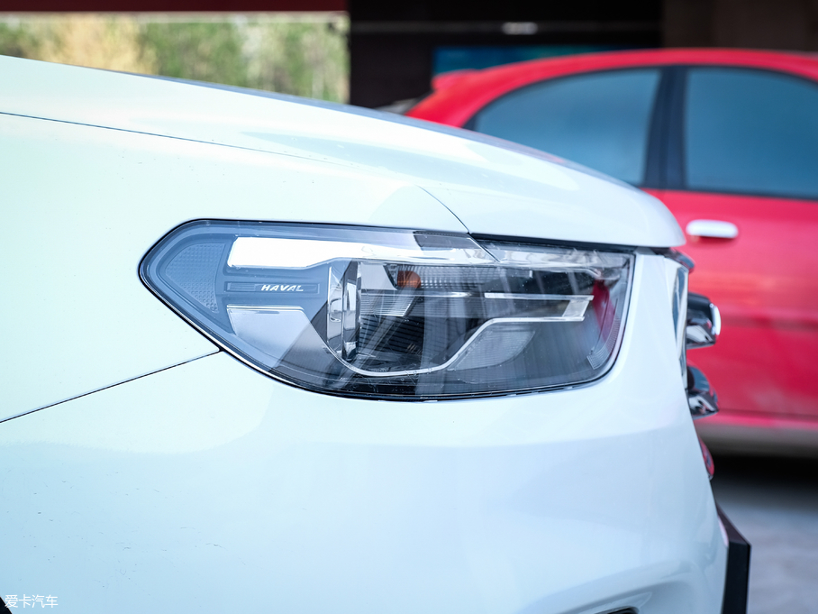 2018H6 { \Ӱ1.5T ԄӃ򌾫Ӣ