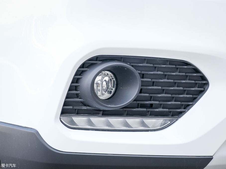 2018H6 { \Ӱ1.5T ԄӃ򌾫Ӣ