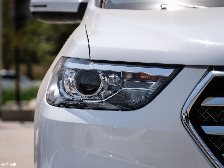 2018H6 { \Ӱ1.5T ԄӃ򌾫Ӣ