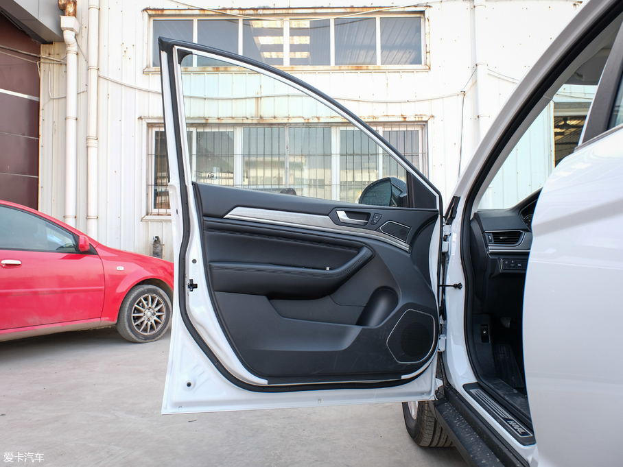 2018H6 { \Ӱ1.5T ԄӃ(q)Ӣ