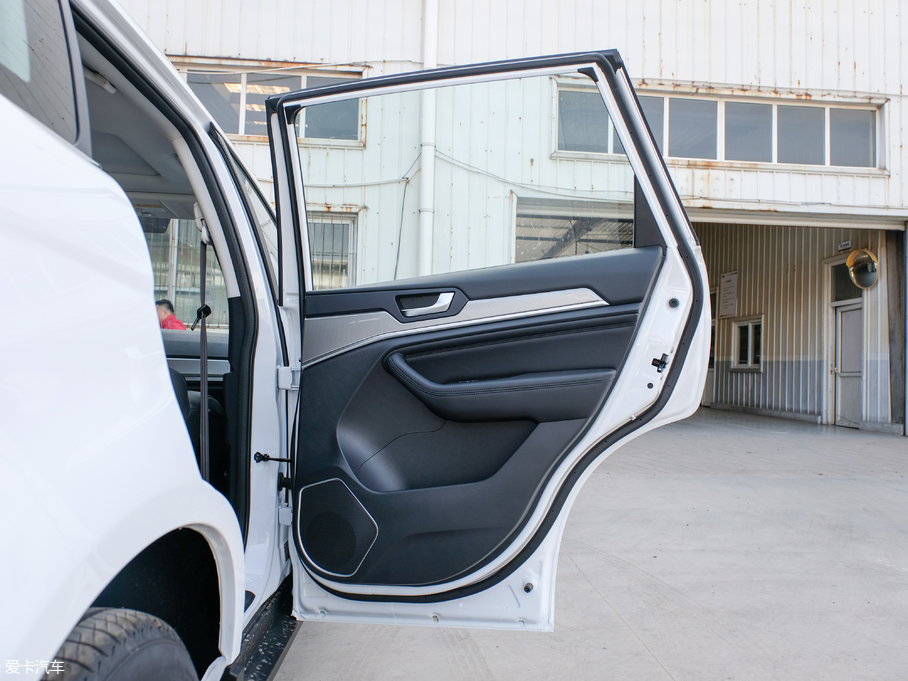 2018H6 { \Ӱ1.5T ԄӃ(q)Ӣ