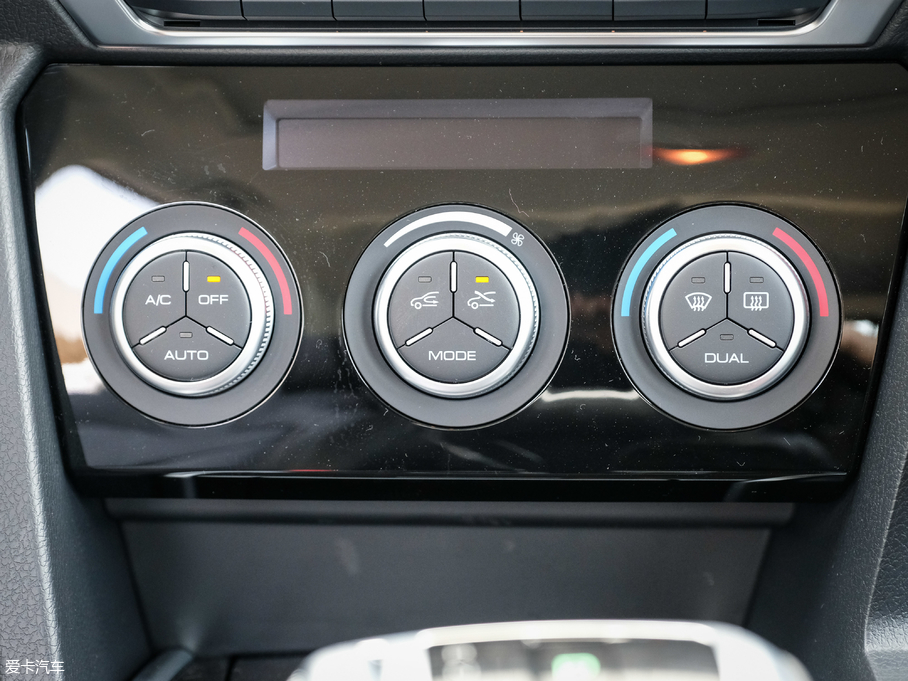 2018H6 { \Ӱ1.5T ԄӃ򌾫Ӣ