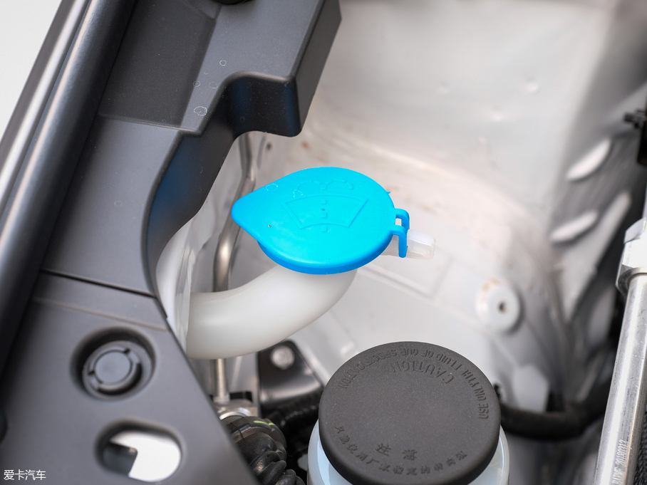 2018H6 { \Ӱ1.5T ԄӃ(q)Ӣ