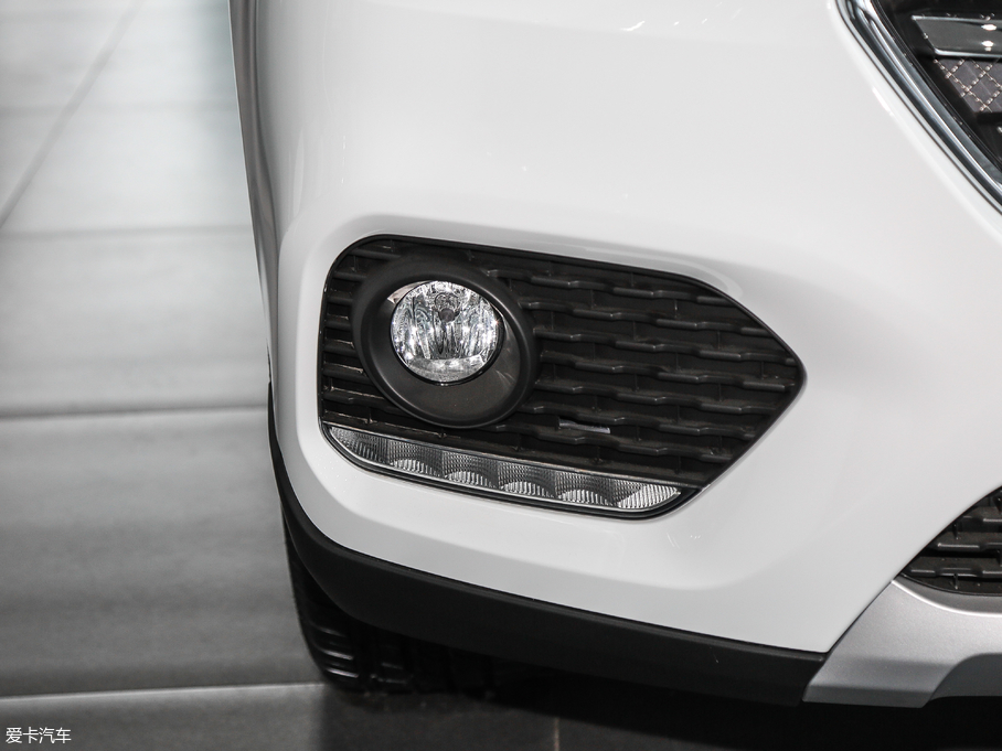 2018H6 { \Ӱ1.5T ԄӃ򌾫Ӣ