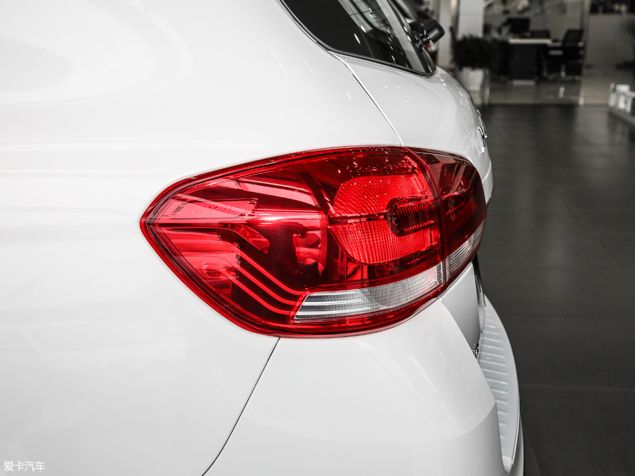 2018H6 { \Ӱ1.5T ԄӃ(q)Ӣ