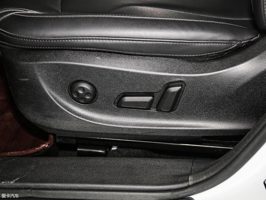 2018H6 {(ln)(bio) \(yn)(dng)1.5T Ԅ(dng)(q)Ӣ