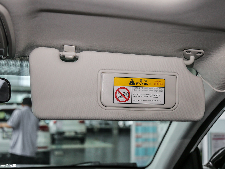 2018H6 { \Ӱ1.5T ԄӃ򌾫Ӣ