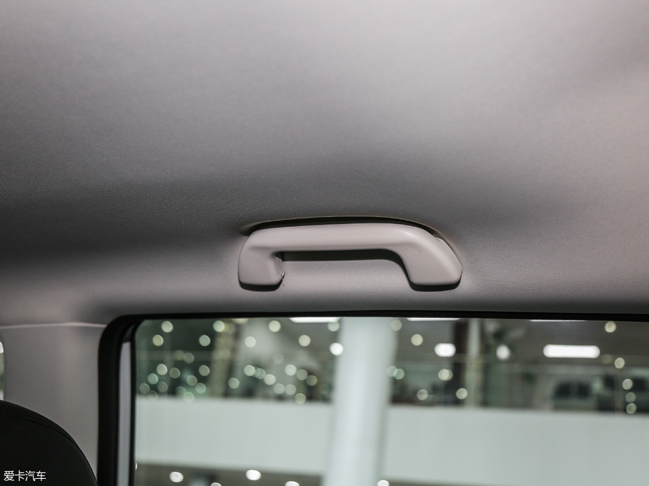 2018H6 { \Ӱ1.5T ԄӃ򌾫Ӣ