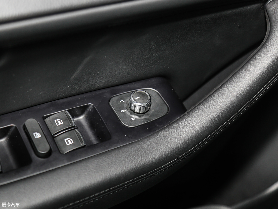 2018H6 { \Ӱ1.5T ԄӃ(q)Ӣ