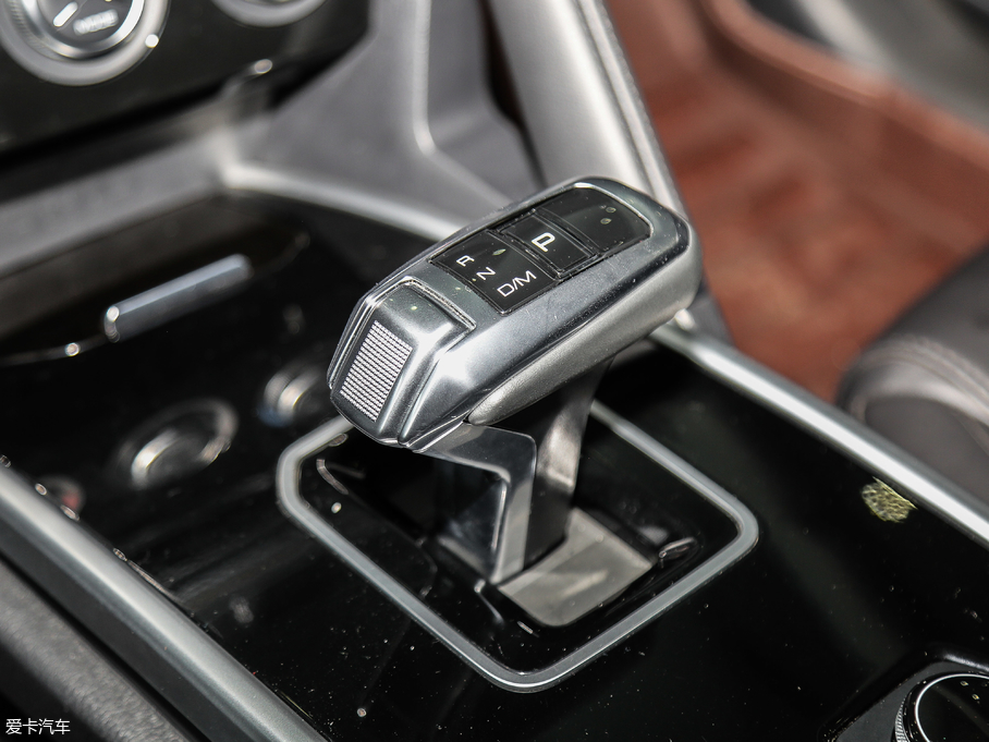 2018H6 { \Ӱ1.5T ԄӃ򌾫Ӣ