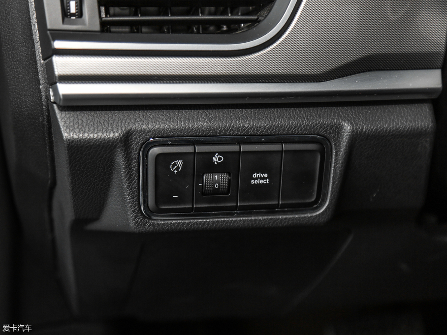 2018H6 {(ln)(bio) \(yn)Ӱ1.5T ԄӃ(q)Ӣ