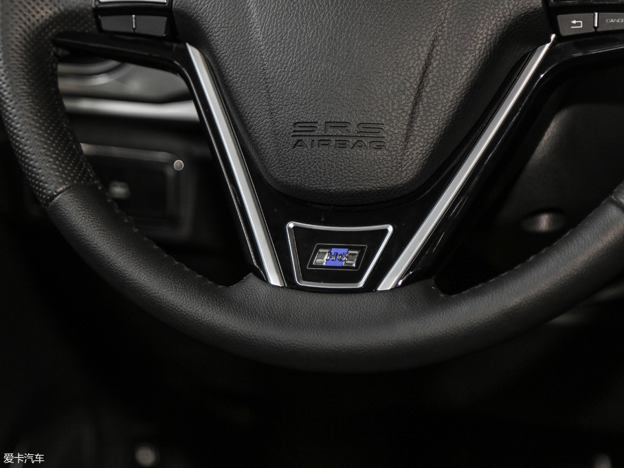 2018H6 { \Ӱ1.5T ԄӃ򌾫Ӣ