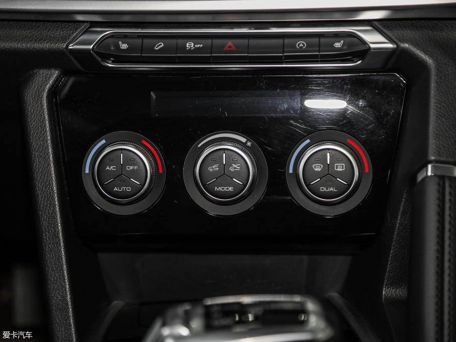 2018H6 { \Ӱ1.5T ԄӃ򌾫Ӣ