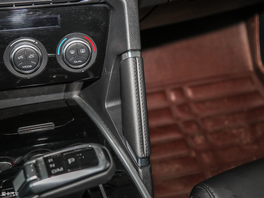 2018H6 {(ln)(bio) \(yn)(dng)1.5T Ԅ(dng)(q)Ӣ