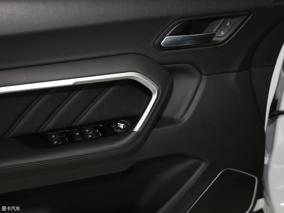 2018H6 {(ln)(bio) 1.5TԄӳA