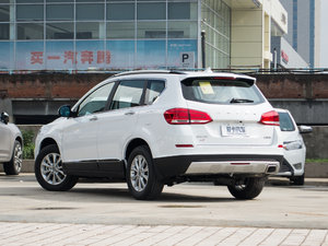 2018款蓝标 运动版1.5T 手动两驱精英型 左后45度