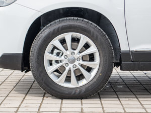 2018款蓝标 运动版1.5T 手动两驱精英型 轮圈