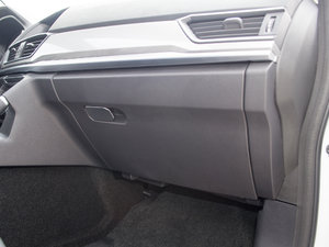 2018{ \Ӱ1.5T քӃ򌾫Ӣ g